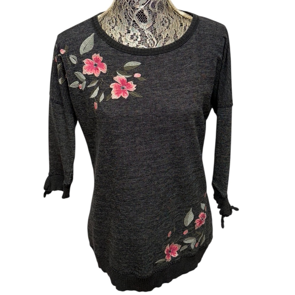 Maurices Black Floral Embellished Fitted Sweatshirt. Comfy Cozy